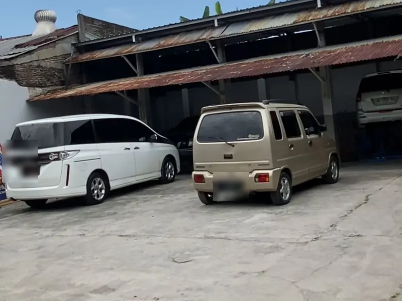 Area parkir beratap