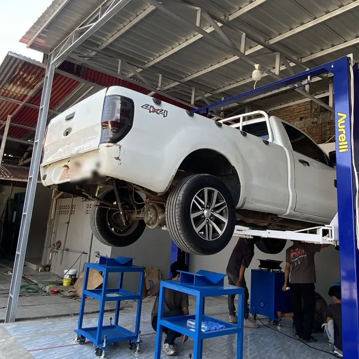 Ford Ranger di area servis