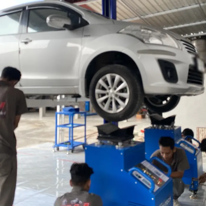 Suzuki Ertiga saat uji shaking